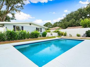 1911 Upper Beechwood Ave, Sarasota, FL 34231