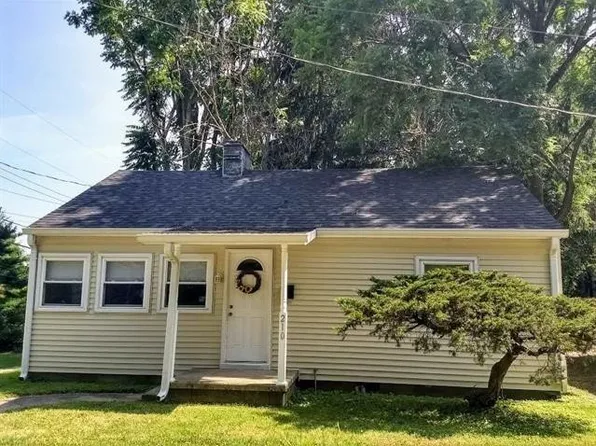 210 E 11th St, Bloomington, IN 47408