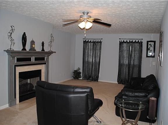 4th image of 1235 Stanfield Ct