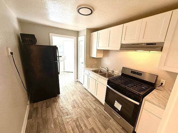 4th image of 602 Lovett Ave APT 4