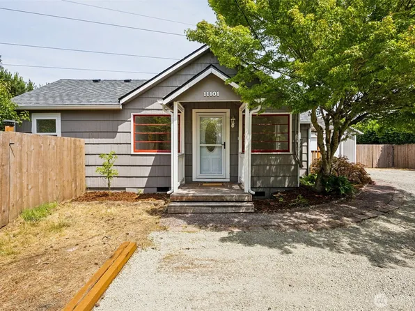 11101 122nd St E, Puyallup, WA 98374