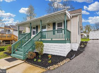 1911 Monumental Rd, Halethorpe, MD 21227