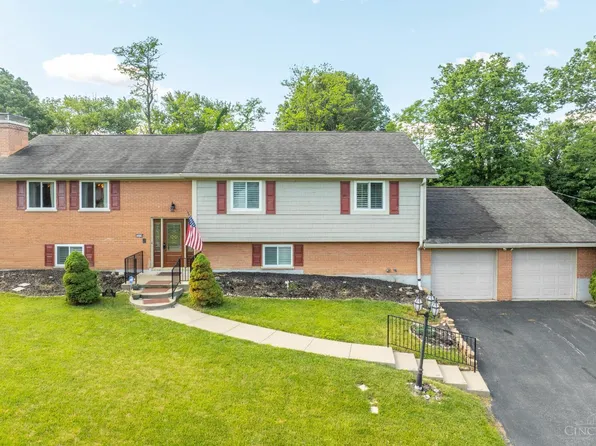 3579 Rackacres Dr, Cincinnati, OH 45211
