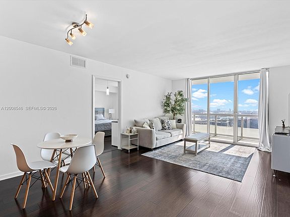 5th image of 50 Biscayne Blvd APT 3308