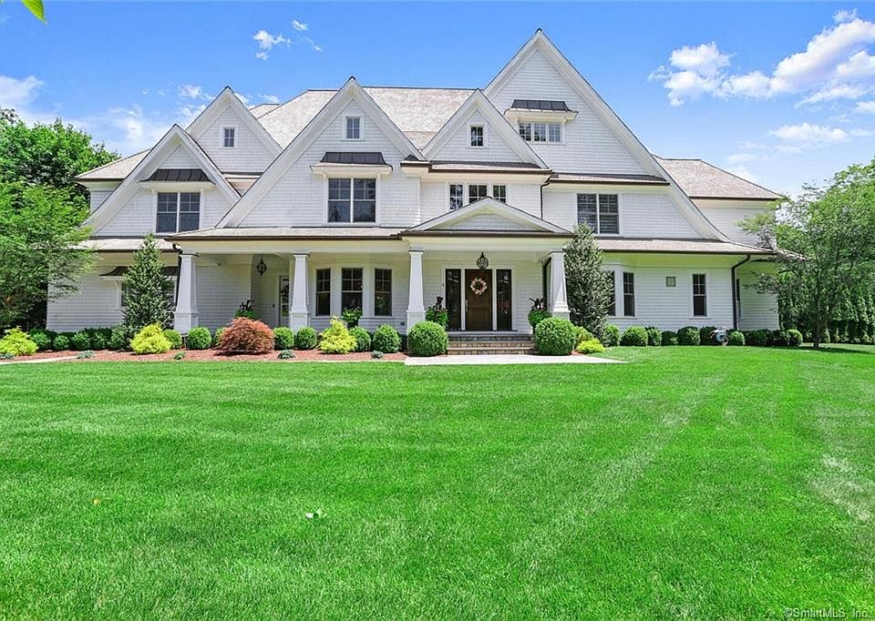1st image of 4 Sprucewood Ln