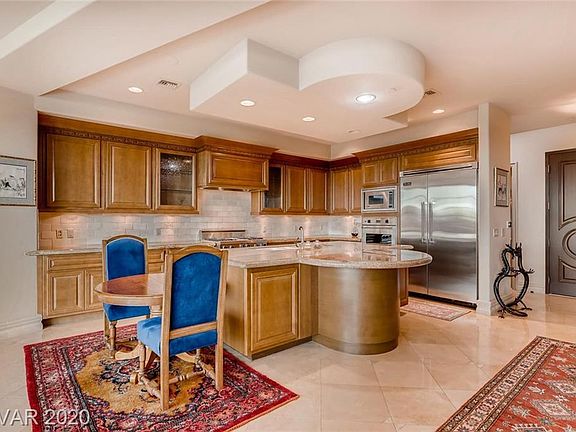3rd image of 9101 Alta Dr Unit 16