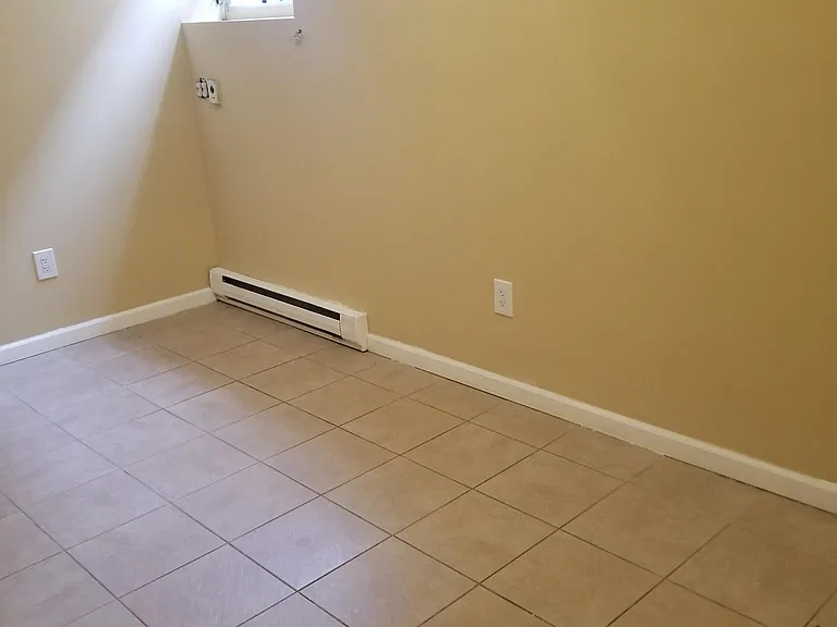 4156 Wickham Ave #WHEELCHAIR ACCESSIBL — Photo 12