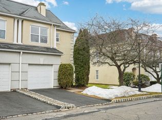 8616 Brittany Dr, Wayne Twp., NJ 07470