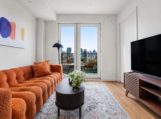 16 West St #619, Brooklyn, NY 11222