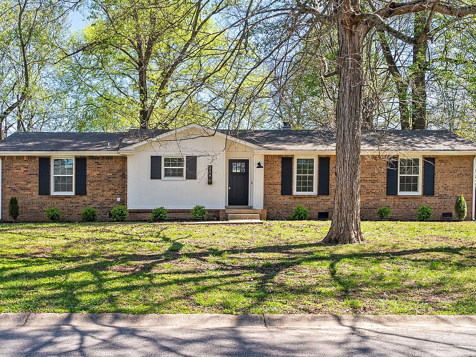 1st image of 114 Mossland Dr