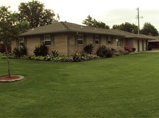 613 E Red Fork Dr, Hennessey, OK 73742