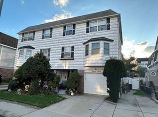 1560 216th St, Bayside, NY 11360