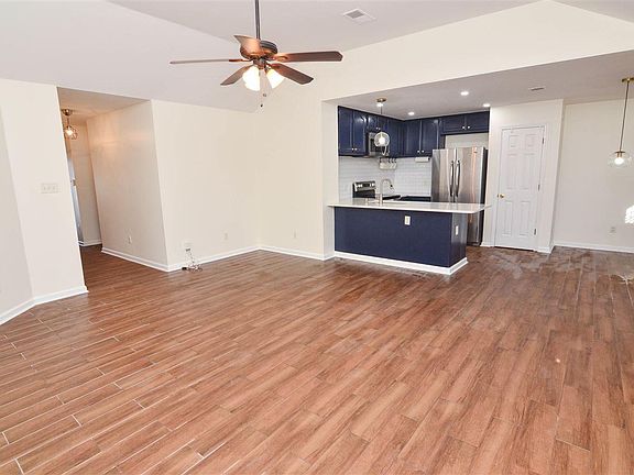 5th image of 7033 Beringer Dr S