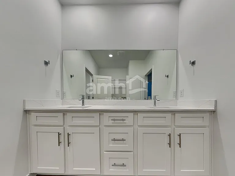 12311 W Burruel Creek Ln — Photo 15