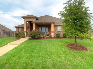 1100 Kittery Dr, Desoto, TX 75115