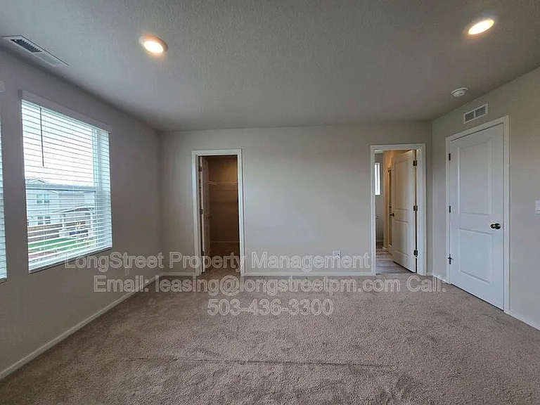 412 Lost Lake St NE — Photo 25