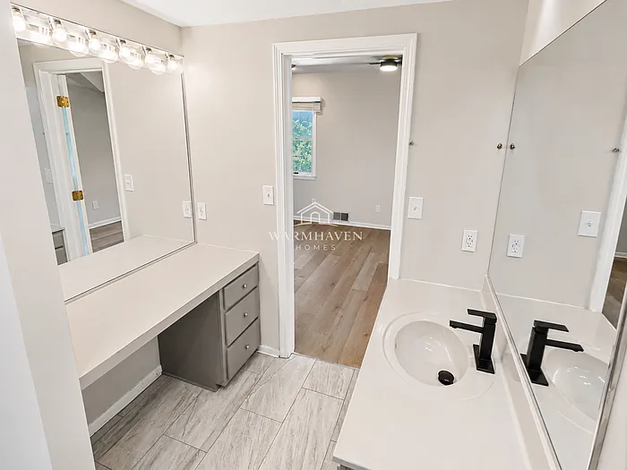 302 N Pershing Ave — Photo 9