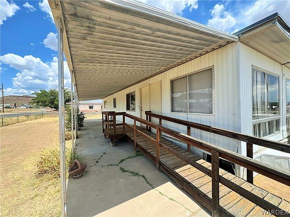 4th image of 605 E Beverly Avenue