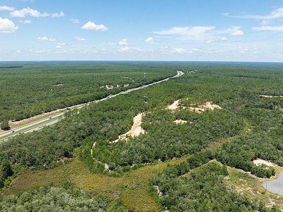 5th image of Wildwood Lakes Dr