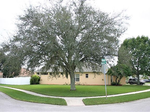 5th image of 4018 Roswell Pl