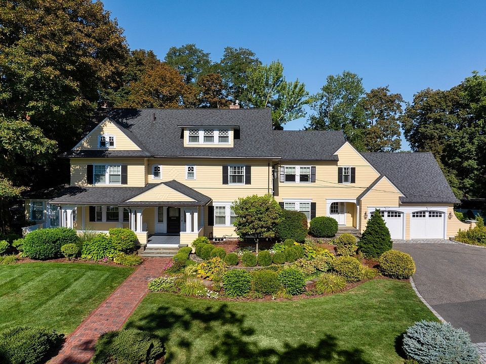 1st image of 11 Winthrop Rd