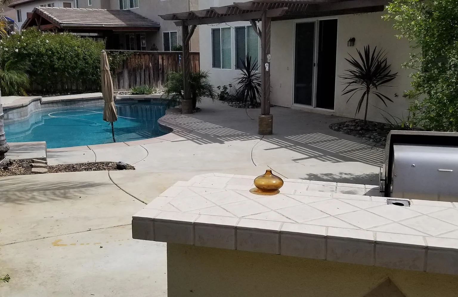 5 bed, 3076 sqft, $4,400 — Photo 2