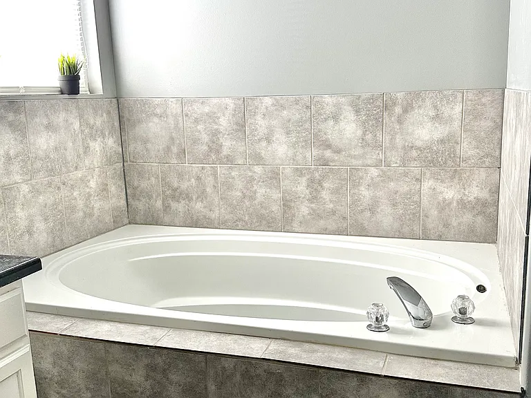 1312 W Archmore Dr — Photo 8