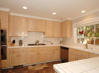 409 Wembley Ct, Redwood City, CA 94061