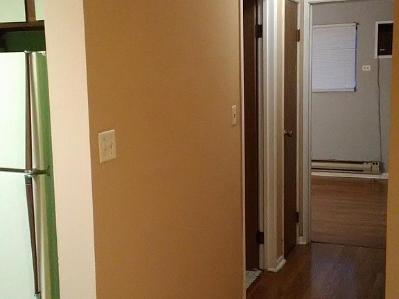 5th image of 1328 N Geneva Dr Unit 3A