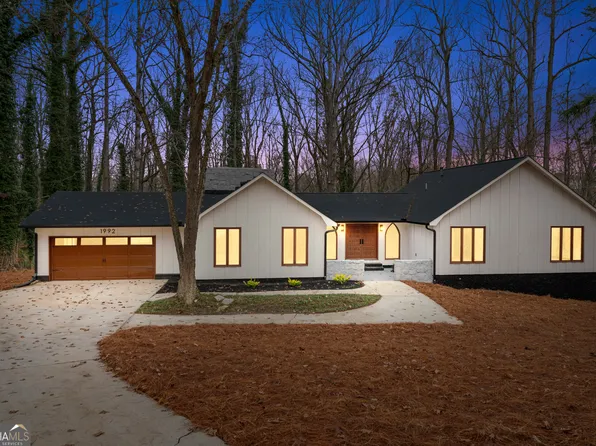 1992 Kunuga Dr, Jonesboro, GA 30236