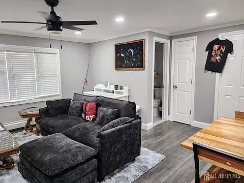 1 bed, $2,100 — Photo 2