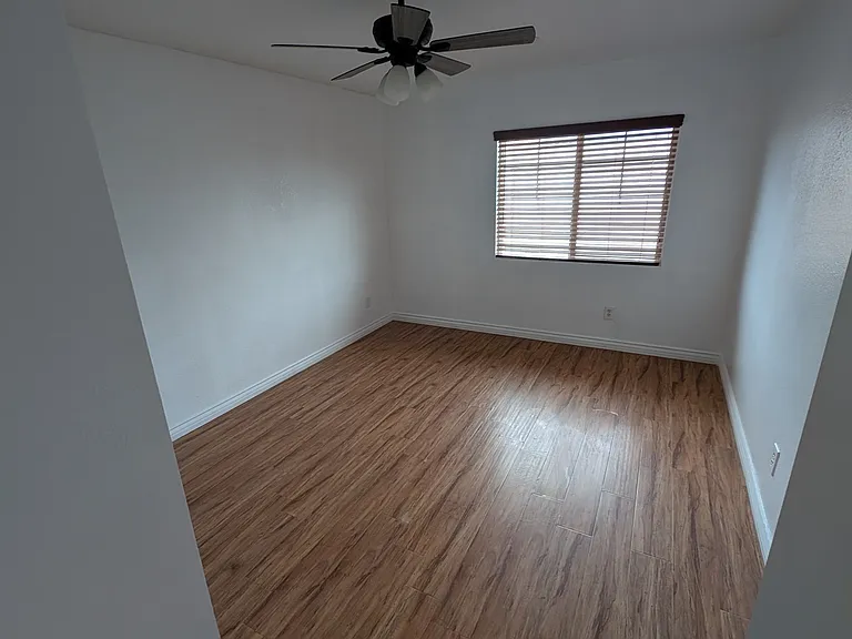 542 Suncup Cir — Photo 5
