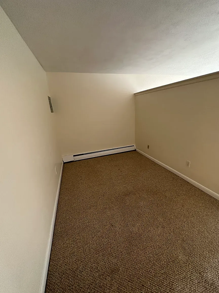 Studio, 99999 sqft, $2,100 — Photo 4