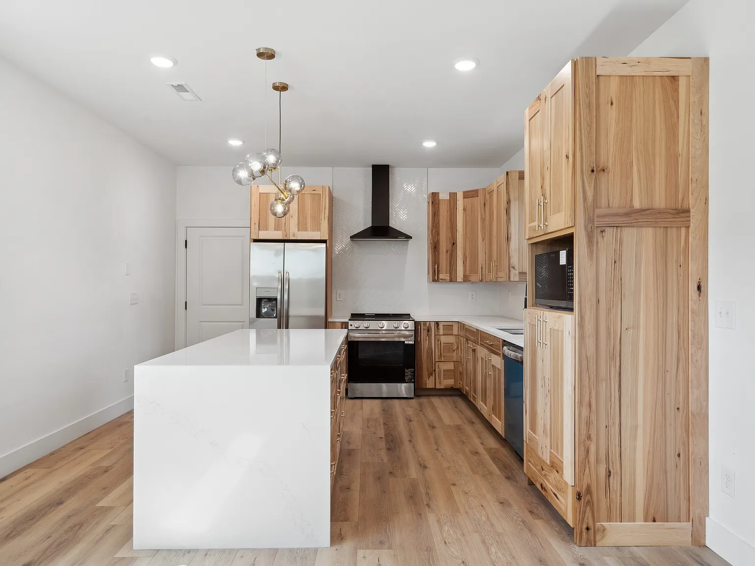 2326 Merry St — Photo 3