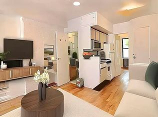453 W 46th St #3R, New York, NY 10036