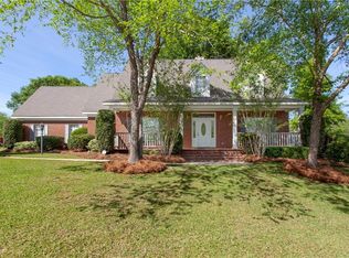 6400 Windsor Dr, Mobile, AL 36695