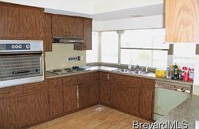 5th image of 317 Kent Dr