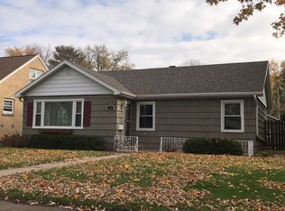 1254 S 6th Ave, Kankakee, IL 60901