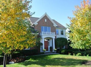 35 Bettendorf Cir, Powell, OH