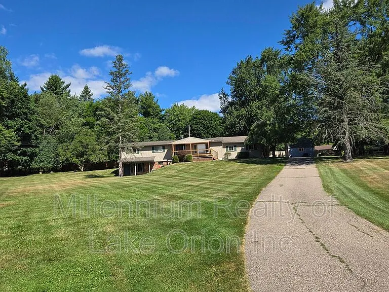 311 Nevada Ave — Photo 3