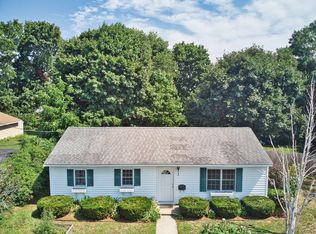 3 Pine St, Haverhill, MA 01830