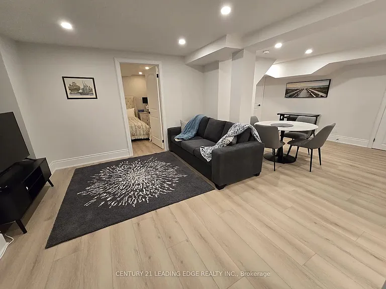 14 Porthclair Ct — Photo 11