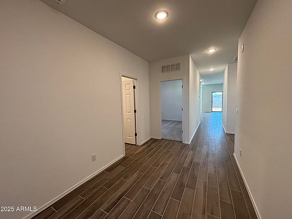 3rd image of 47489 W KENNER Drive
