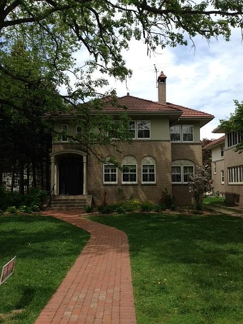 1st image of 1509 Summit Ave #1509