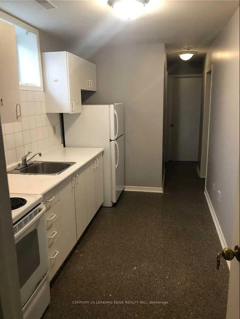 2 bed, $1,400 — Photo 4