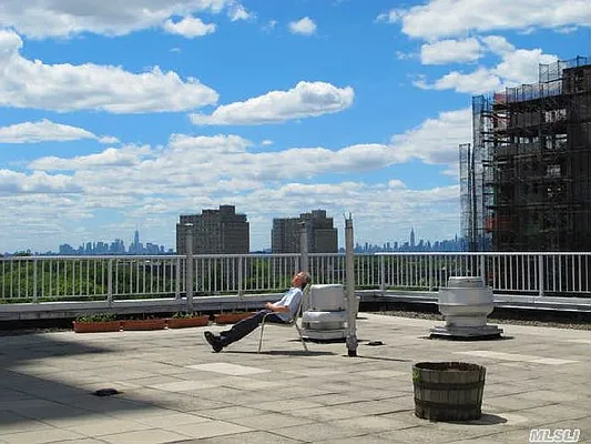 Sold by Benjamin Realty Since 1980 | media 18