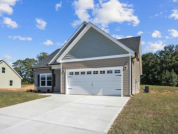 3rd image of 1175 Scarlet Oak Rd