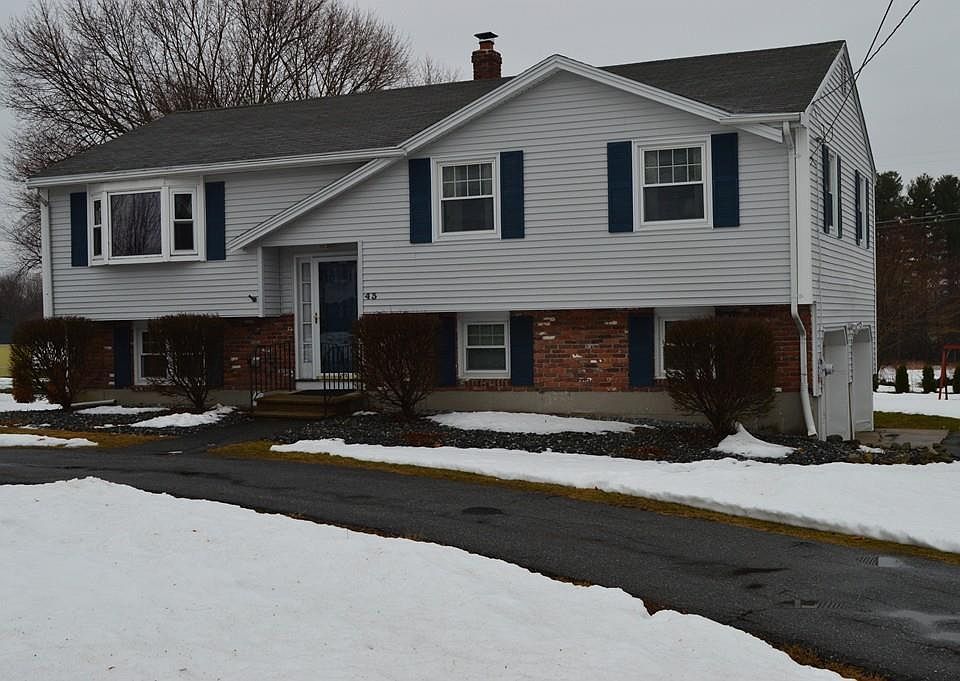 1st image of 43 Lincoln Ln