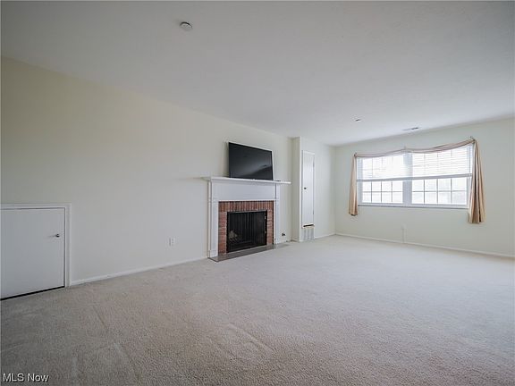 5th image of 2885 Pease Dr APT 224