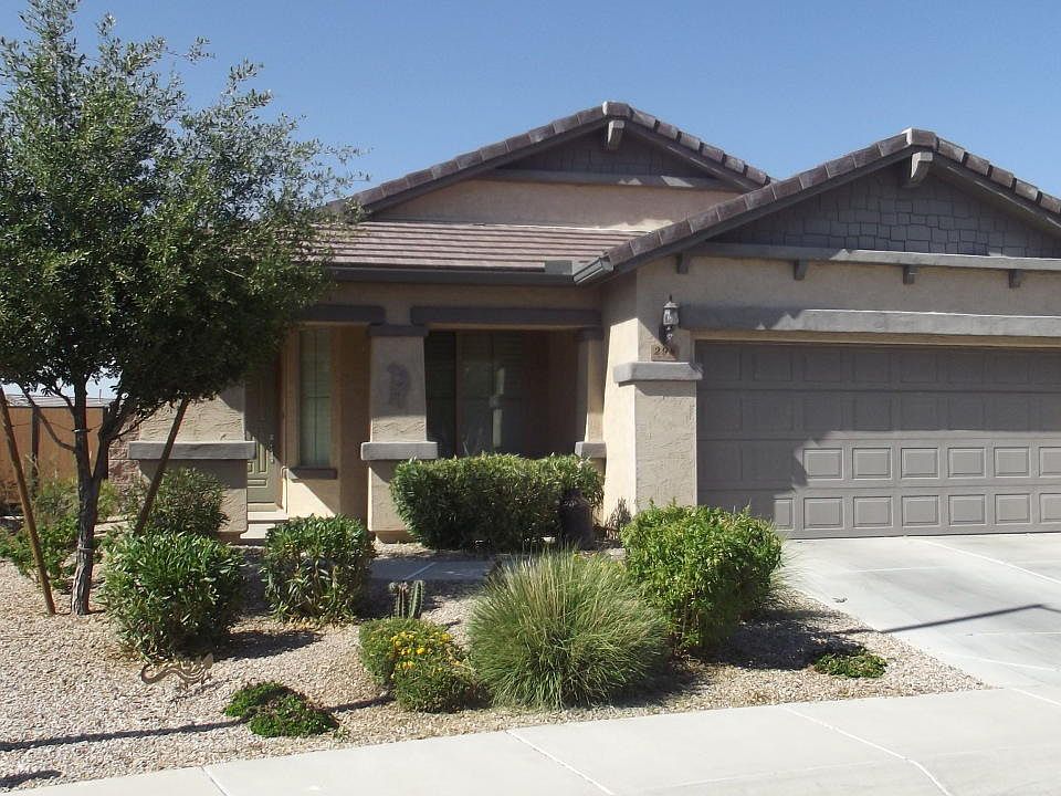 1st image of 298 Ironhorse Ln